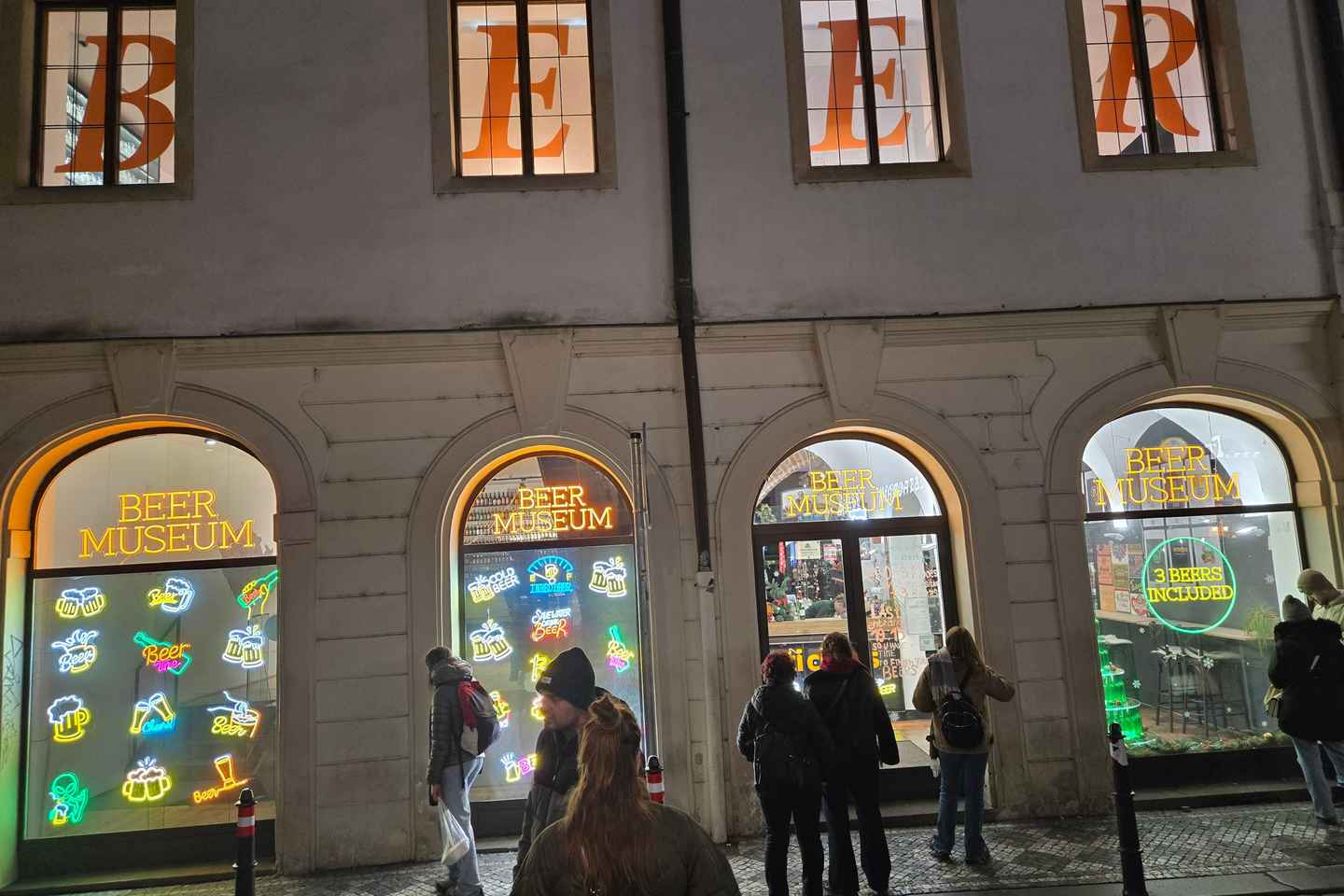 Prague: Beer Museum Tour with Tasting and Beer Bottling - Prague: Beer Museum Tour with Tasting and Beer Bottling