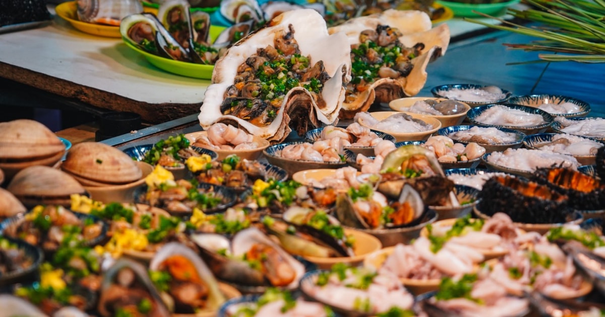 Best Family & Friend Day Trips and Activities in Vietnam 122 Phu Quoc: Street Food Tour