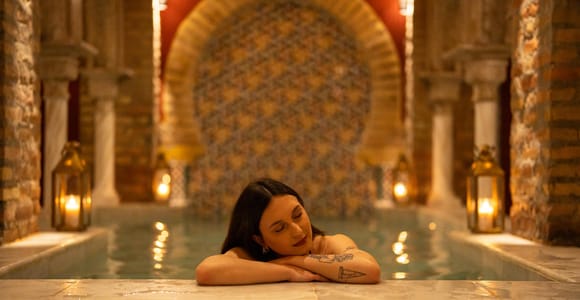Granada: Traditional Bath at the Palacio Nazarí Hammam
