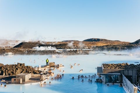 Ab Reykjavík: Tagestour zu Vulkanen und der Blauen Lagune