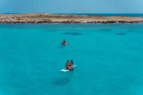Ibiza: Formentera Bootsfahrt mit Paddeln, Schnorcheln & Mittagessen
