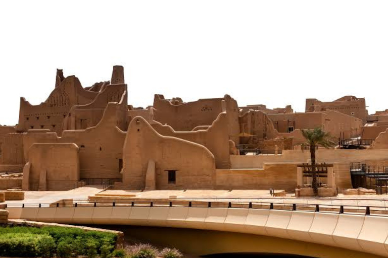 Diriyah: First Saudi State Sunset Story Walk Private Diriyah Sunset Experience