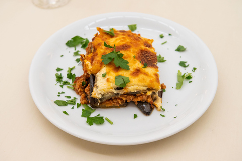 Greek Cooking Class with a Local Chef, Wine, & Meal in Drios Drios: Greek Cooking Class with a Chef, Wine, and Meal