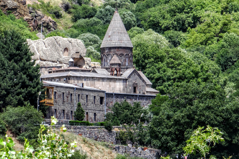 Private tour to Lake Sevan, Garni temple, Geghard monastery