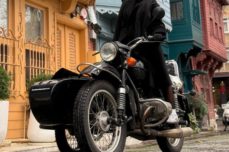 Istanbul:Sidecar Tour, Highlights,Hidden Gems & 2 Continents