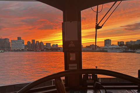 Spijkenisse: Moonlight Dinner Cruise with Buffet & Music