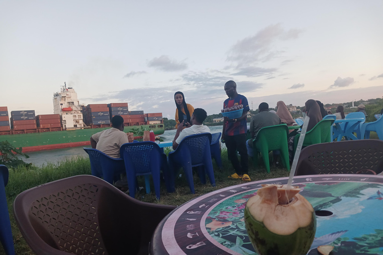 Mombasa: Fort Jesus, Old Town Art, Food and Spice Tour