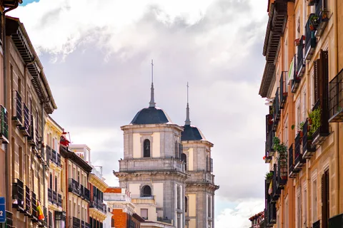 Madrid: Geschichte, Häppchen und Schlucke - eine intime Tour seit 2018