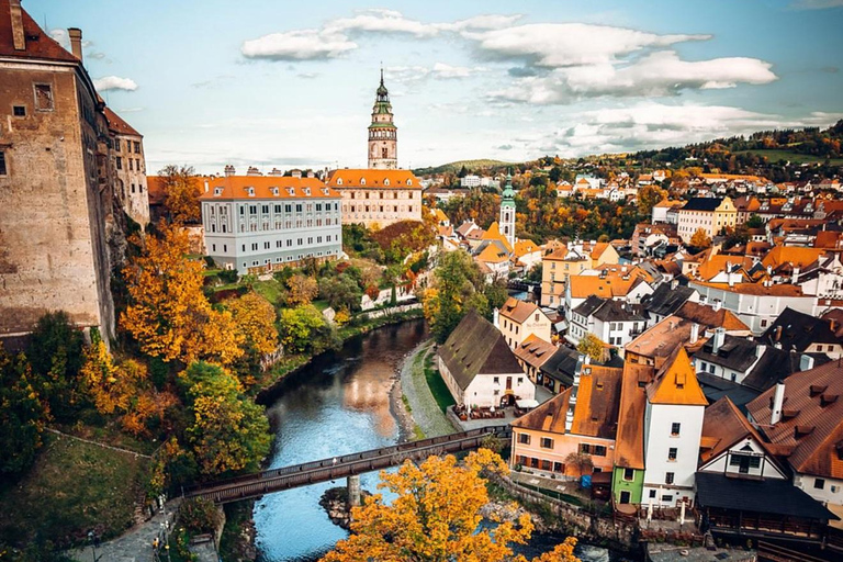 Private sightseeing transfer Prague - Salzburg