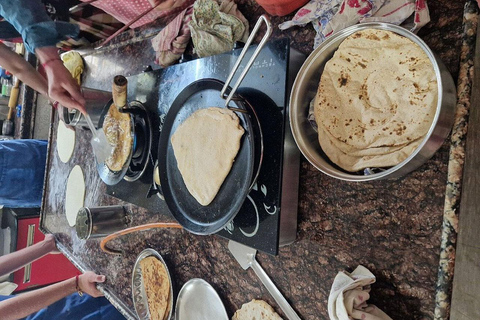 Udaipur: Corso di cucina indiana autentica con pranzo o cena