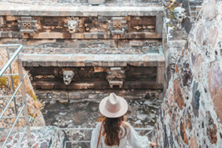 جولة VIP في تيوتيهواكان وضريح غوادالوبي: رحلة عبر الزمن