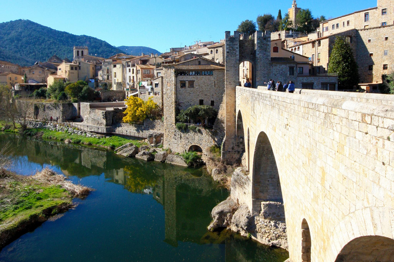 Barcelona: Private Tour Besalú - Girona and "Diamond Head" of Catalonia