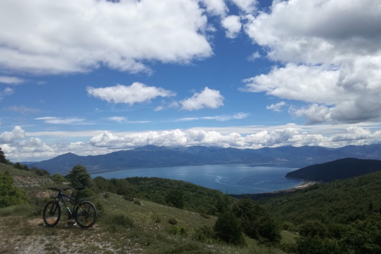 Skopje-Ohrid MTB Experience: Niekończące się widoki na Macedonię