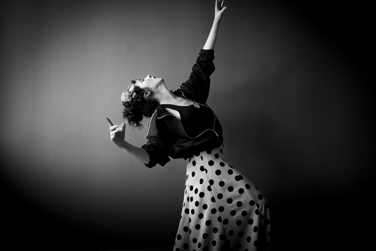 Seville: Enjoy a class of approach to flamenco