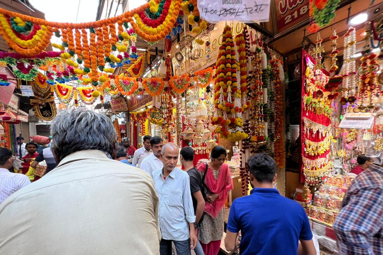 Visite privée de la vieille et de la nouvelle ville de Delhi - 4 à 8 heuresJournée complète - Old and New Delhi - 8 heures (sans entrées)