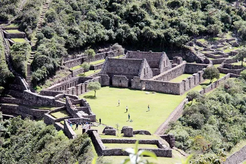Choquequirao: La enigmática ciudad inca perdida | 5D - Cabañas |