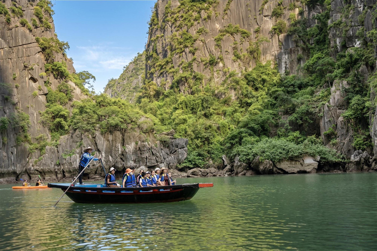 Ha Long Bay Day Tour by 6-Star Sea Octopus President Cruise Sea Octopus President: Explore Ha Long Bay with Buffet Lunch and Pool