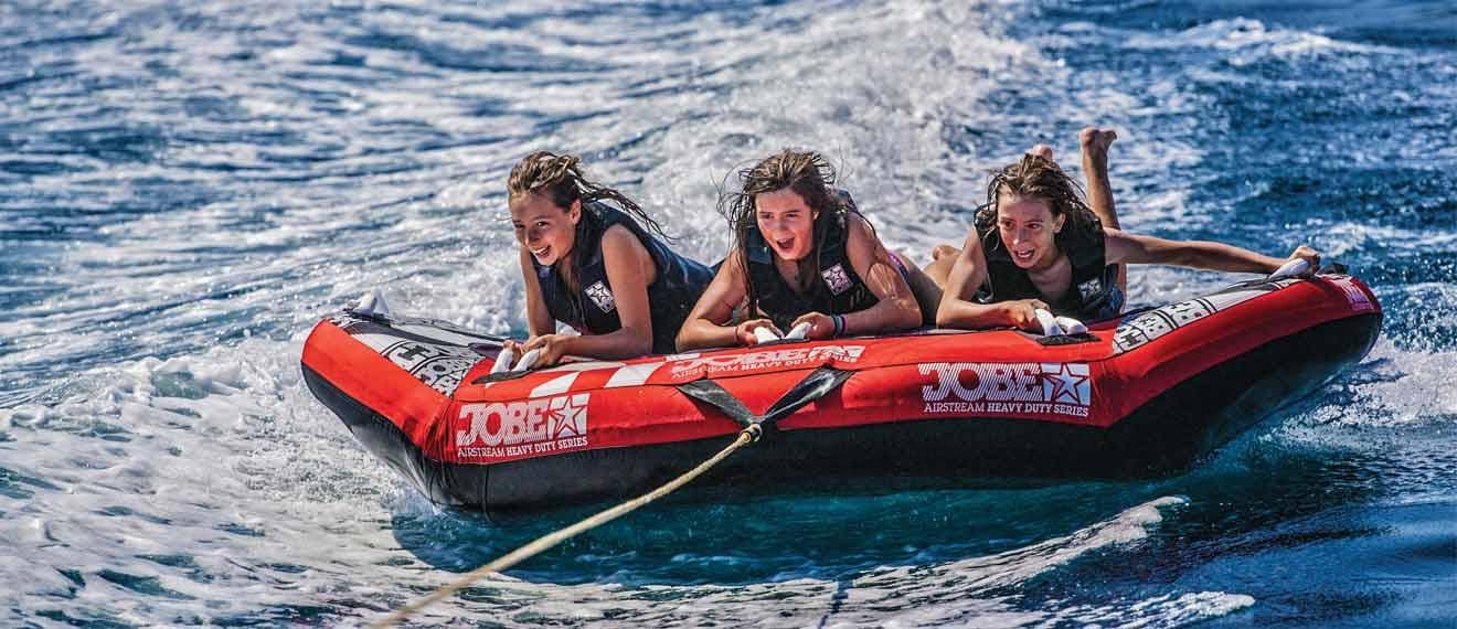 Cannes: Aktivität der Schleppbojen