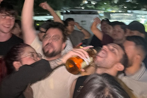Pubcrawl & Real Favela Party in Rocinha with Locals