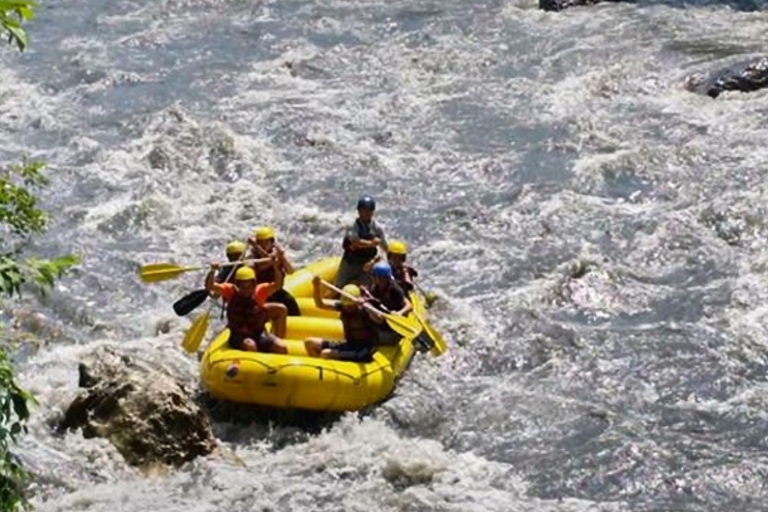 De Bogota: expérience de rafting en eau viveDe Bogota: rafting en eau vive en semaine