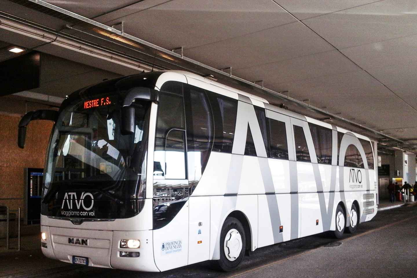 Marco Polo Flughafen zu/von Mestre Bahnhof: Expressbus