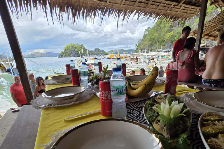 Coron: Highlights Ultimate Private Tour with Lunch CORON: Highlights Ultimate Private Tour with Lunch