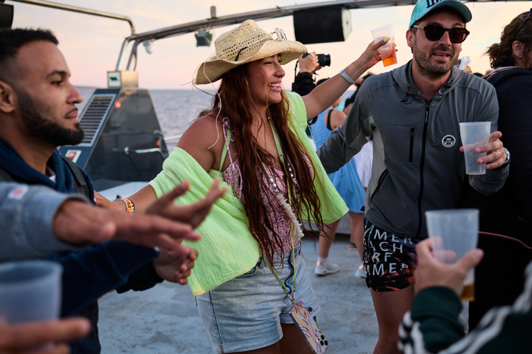 Ibiza: Formentera Boat Cruise, Bike Adventure & Sunset Party Ibiza: Formentera Boat Cruise, Formentera & Sunset Party