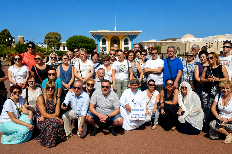 Muscat: City Highlights Tour with Grand Mosque & Souq Shared