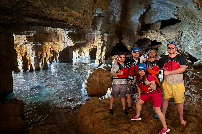 Dénia: Excursión en kayak por la Cova Tallada