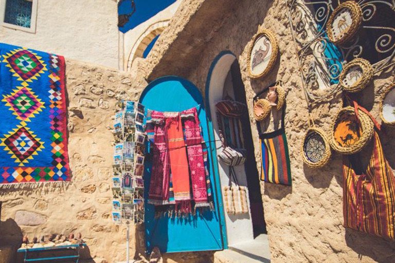 Hammamet: Half-Day Zaghouane & Zriba Hike with Tea & Sunset