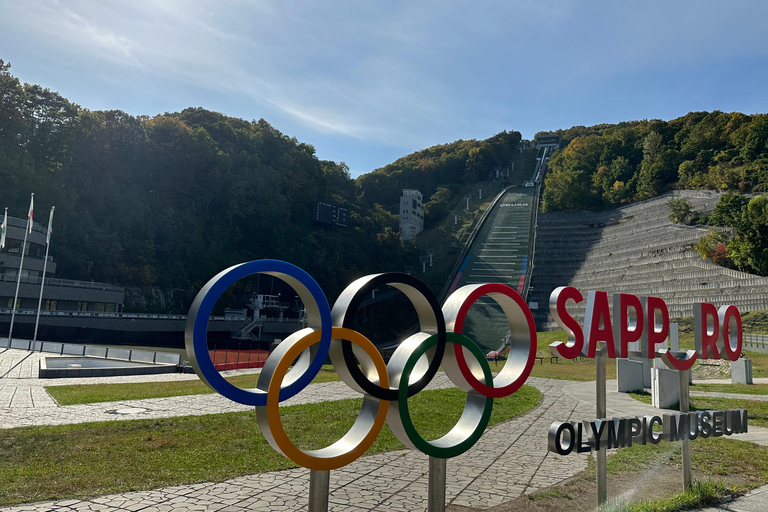 Sapporo: Guided Morning Hike