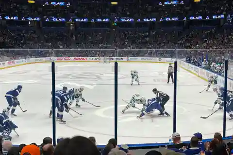 Tampa: Tampa Bay Lightning Ice Hockey Game Ticket