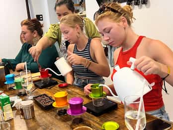 Caffè all'uovo e corso sui 4 tipi tradizionali di caffè vietnamita