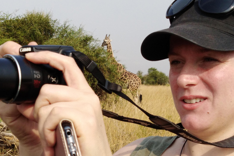 Uganda: 6-Day Safari with Kibale, Queen Elizabeth & More 6-Day Safari with Kibale, Queen Elizabeth & More