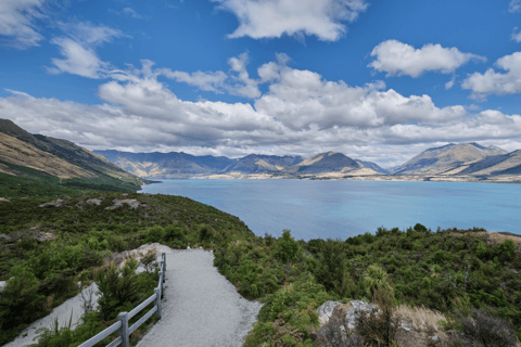 Queenstown: Glenorchy and Wanaka Private Day Trip