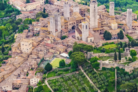 San Gimignano: Helicopter Wine Tour in Chianti Region Activity with 25-Minute Helicopter Ride