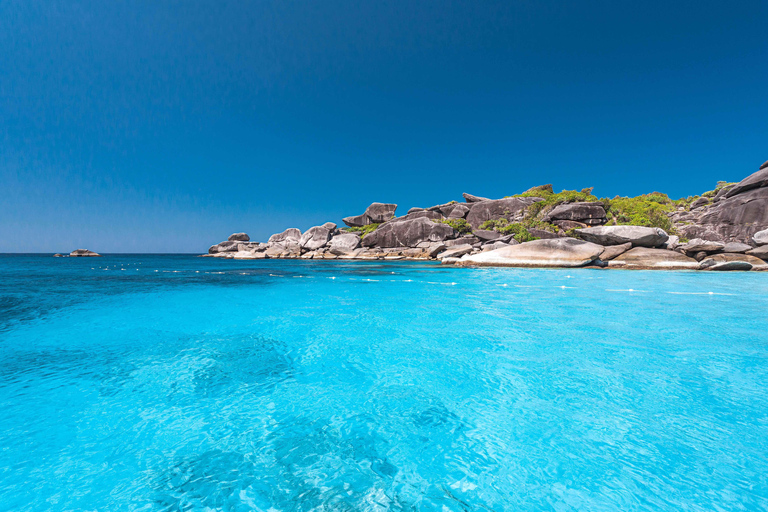 Phuket: Excursión a las Islas Similan en Catamarán Premium Speed