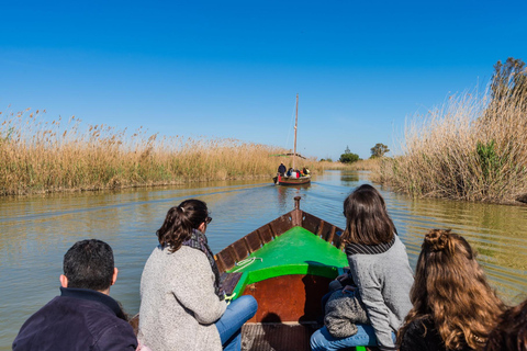 De Valência: Tour particular pela Albufera, Paella e passeio de barcoDe Valência: Excursão a Albufera com Paella, Passeio de Barco e Caminhada