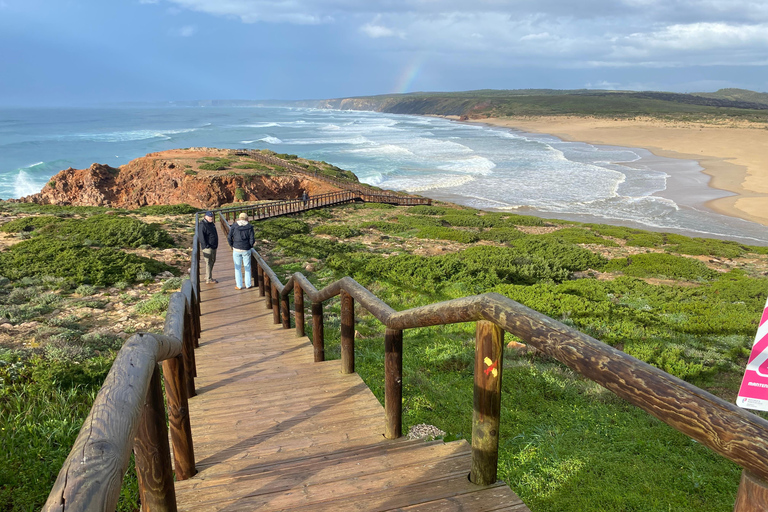 De Lagos: 5 horas de passeio pela costa algarvia com guiaO melhor do Oeste - Um passeio completo pela costa algarvia