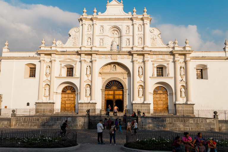 Guatemala City: Shared Roundtrip to Antigua - 2 Nights Guatemala City to Antigua (Ends in Westin Camino Real)