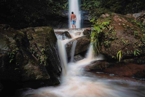 Grandeza da natureza - Escapada às cachoeiras de Ahuashiyacu