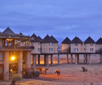 Safari de 5 días a Tsavo Este/Oeste y Saltlick Lodge