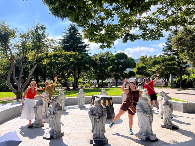 Time Travel in Seoul: Gyeongbokgung, Folk Museum & Bukchon
