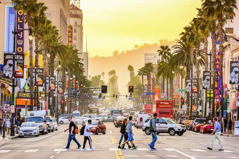 Los Angeles: Original Celebrity Homes Tour | GetYourGuide