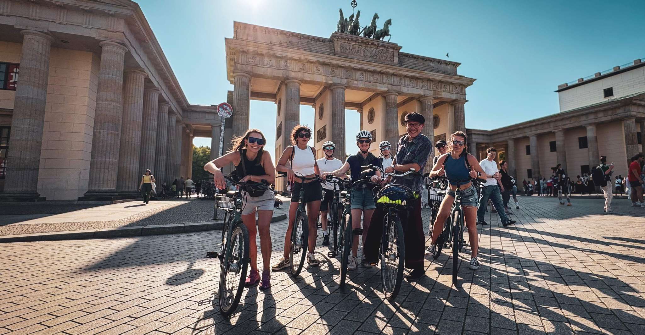Berlin: Guided Bike Tour to Explore the Highlights