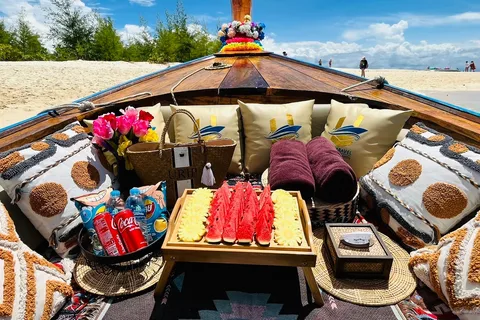 Krabi: Phi Phi Luxury Private Longtail Boat Tour