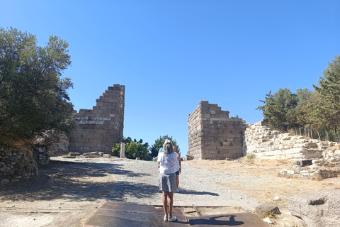 Walking tour of Halicarnasos & Bodrum St Peter"s castle