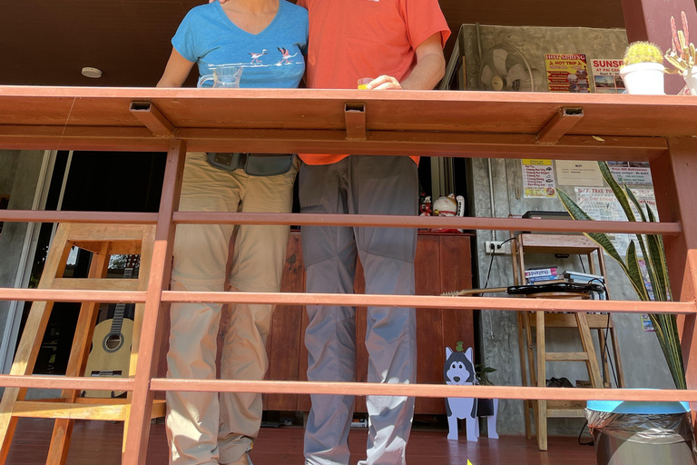 Traslado de carro particular de Chiang Rai para ou de Pai (Mae Hong Son)Pai (Mae Hong Son) para Chiang Rai, com devolução de 1 trajeto/carro SUV