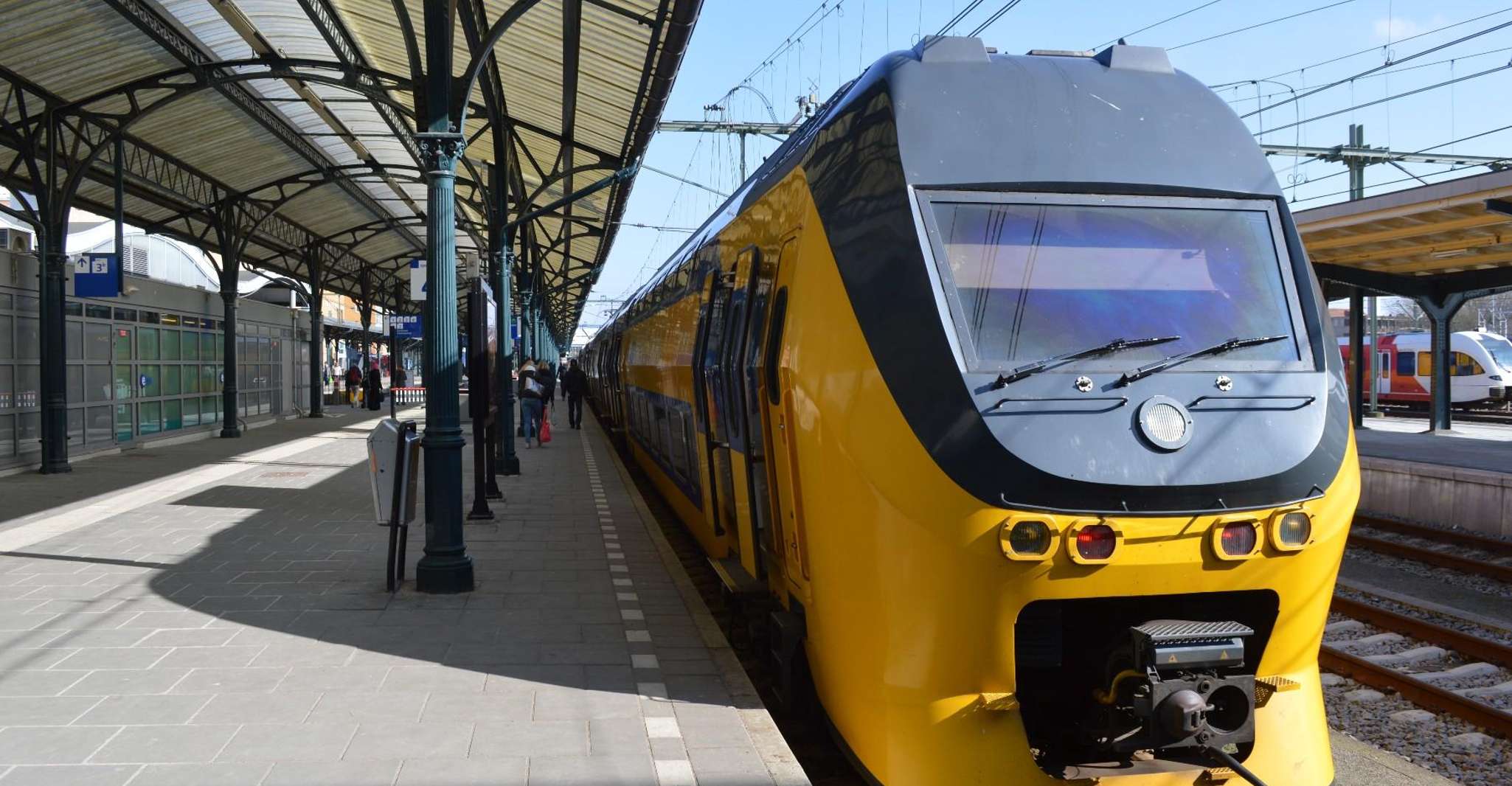 Amsterdam: Train transfer From/To Zaandijk Zaanse Schans photo 7