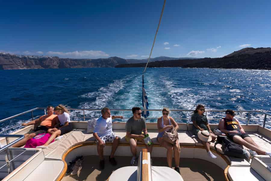 Santorin: Bootstour zur Caldera inklusive Bustransfer. Foto: GetYourGuide Santorin: Bootstour zur Caldera inklusive Bustransfer. Foto: GetYourGuide